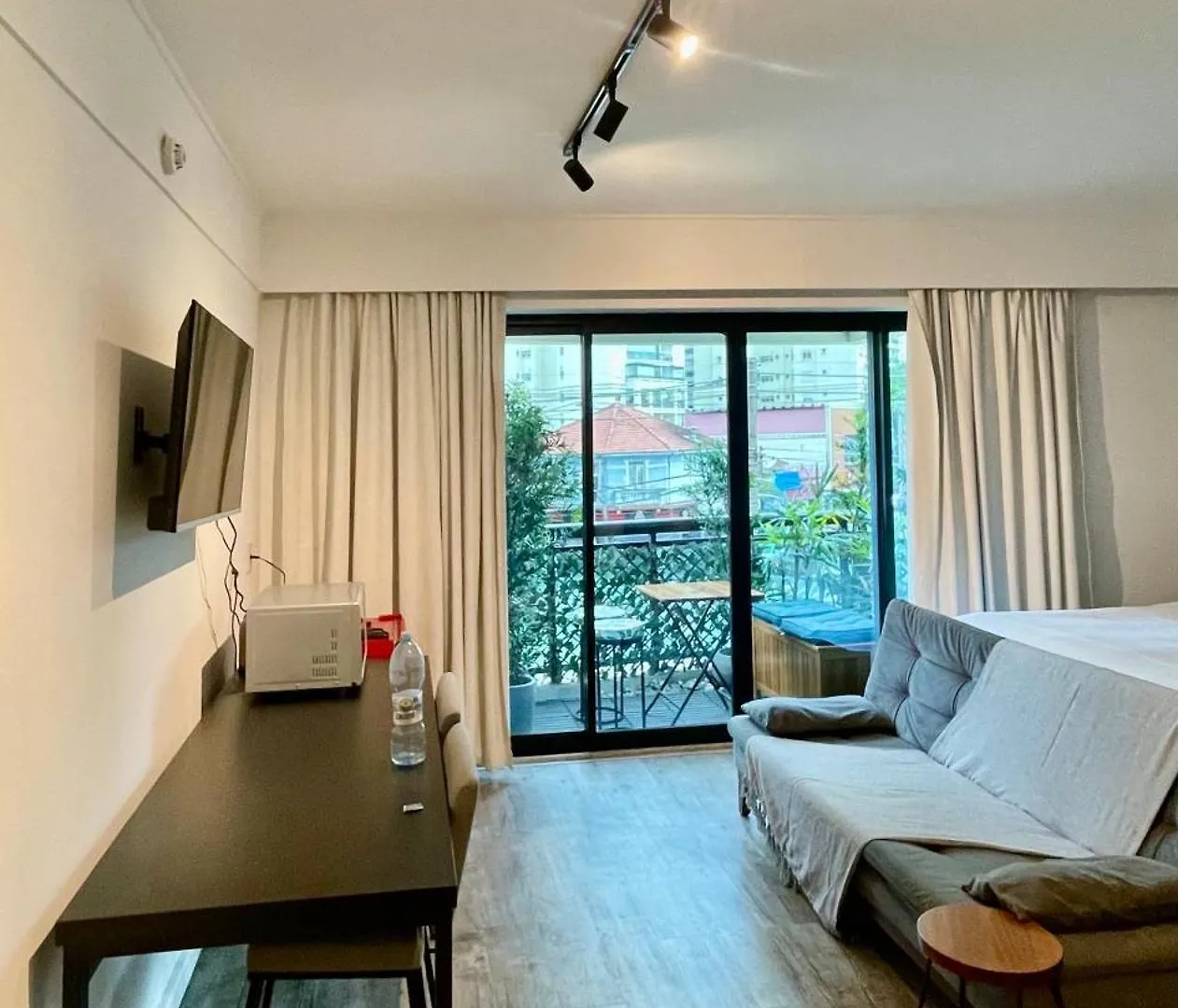 Flat Particular Incrivel No Hotel M. Ibirapuera Com Sacada! Sao Paulo Brazil